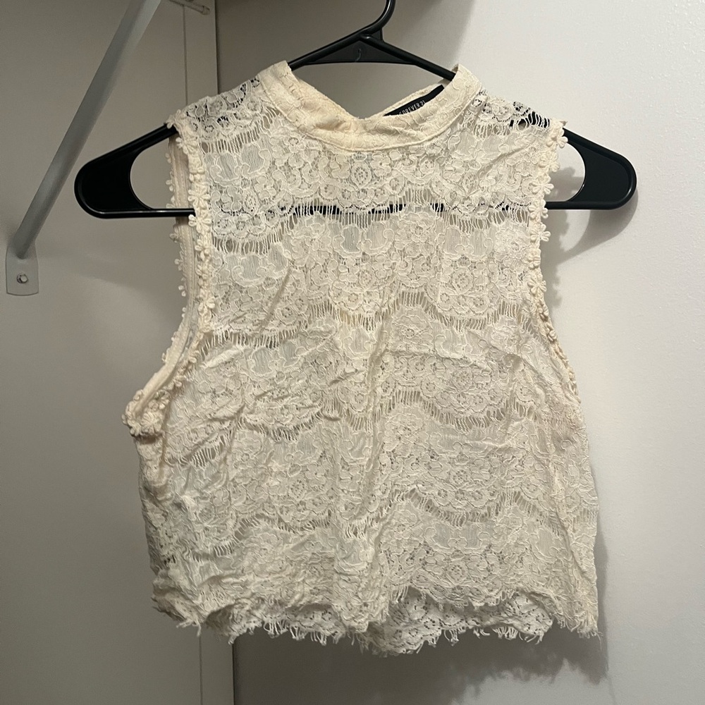 Forever 21 Lace Crop Top - Cream